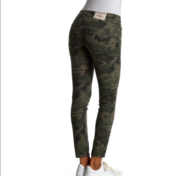 TRUE RELIGION HALLE MID RISE SUPER SKINNY OLIVE CAMO JEANS - Picture 2 of 9